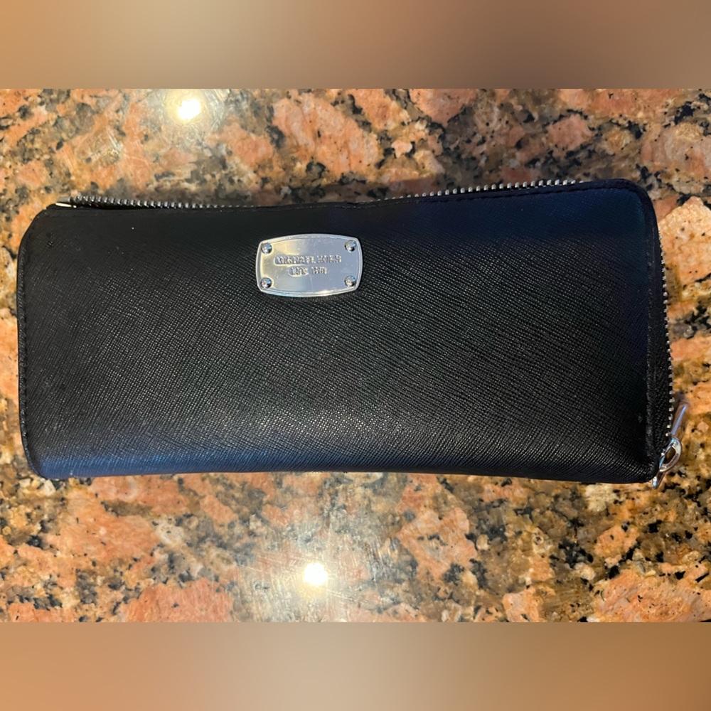 Genuine Michael Kors wallet. Black